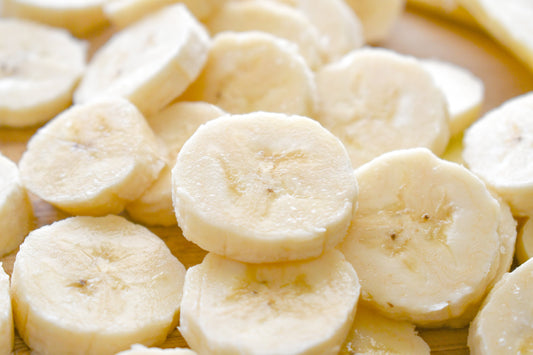 Banány: Prirodzená Energia a Všestrannosť Pre Vašu Kuchyňu  Banány patria m